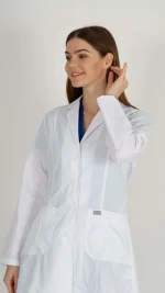 Smart lab Brand Alexis Female labcoat - Image 3